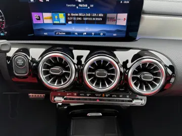 MERCEDES-BENZ A 250 e AMG Premium Pano Burm DISTR 36&hellip;