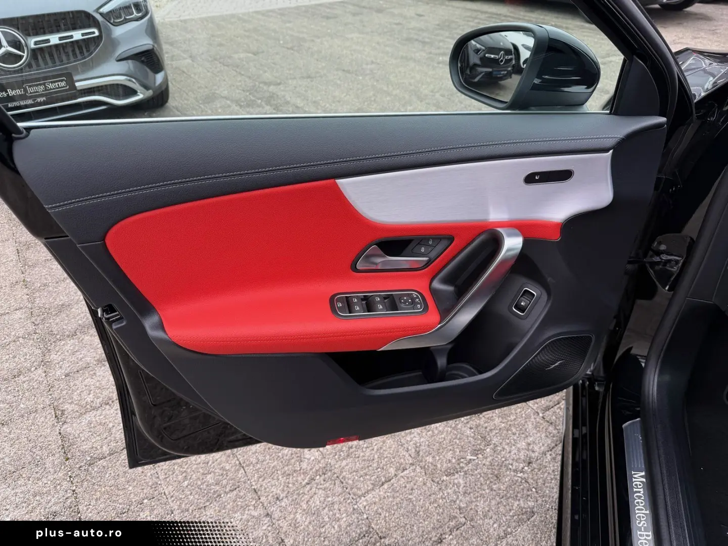 MERCEDES-BENZ A 250 e AMG Premium Pano Burm DISTR 36&hellip;