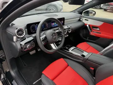 MERCEDES-BENZ A 250 e AMG Premium Pano Burm DISTR 36&hellip;