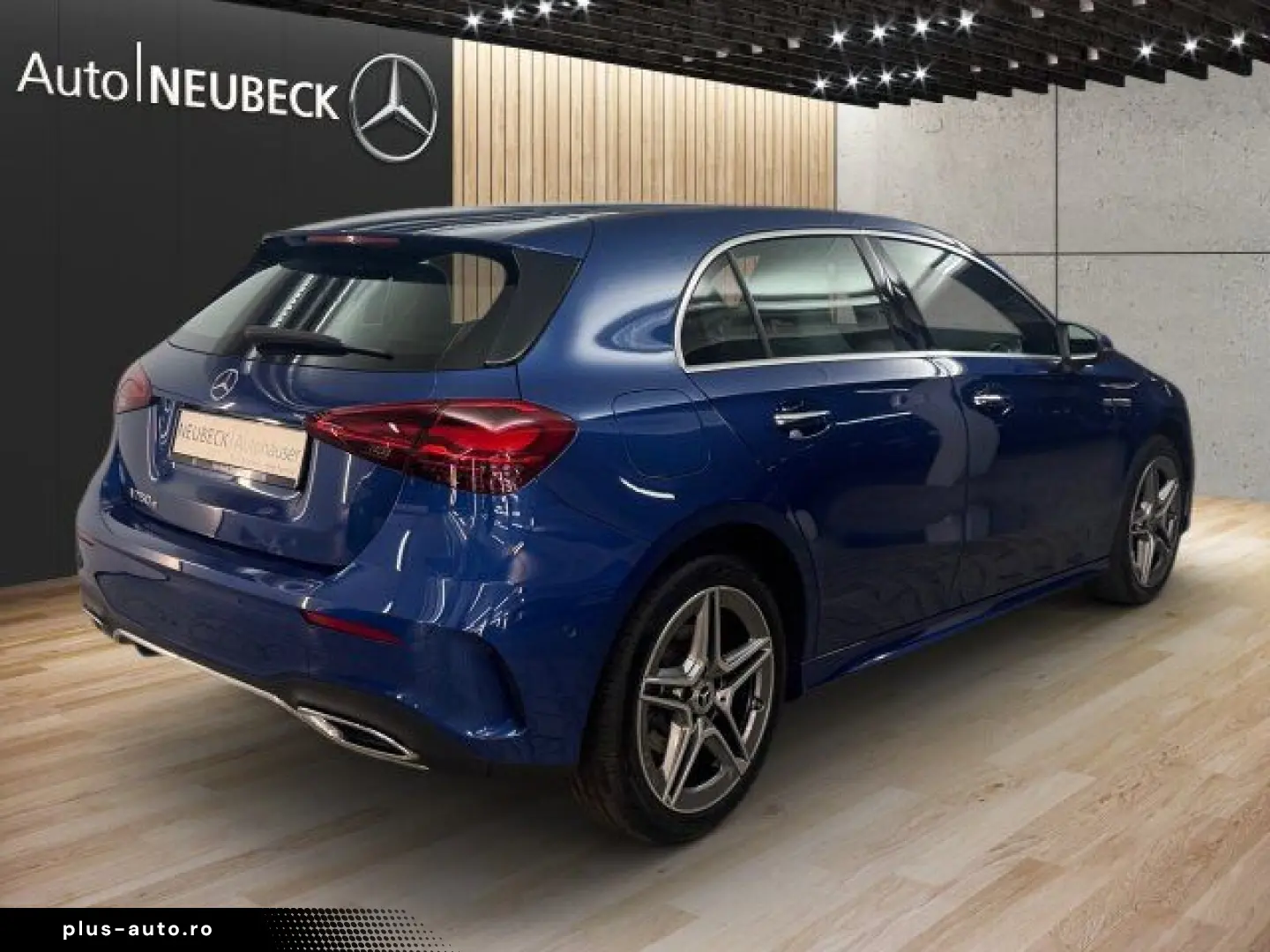 MERCEDES-BENZ A 250 e AMG LinePremium Pano Distronic&hellip;