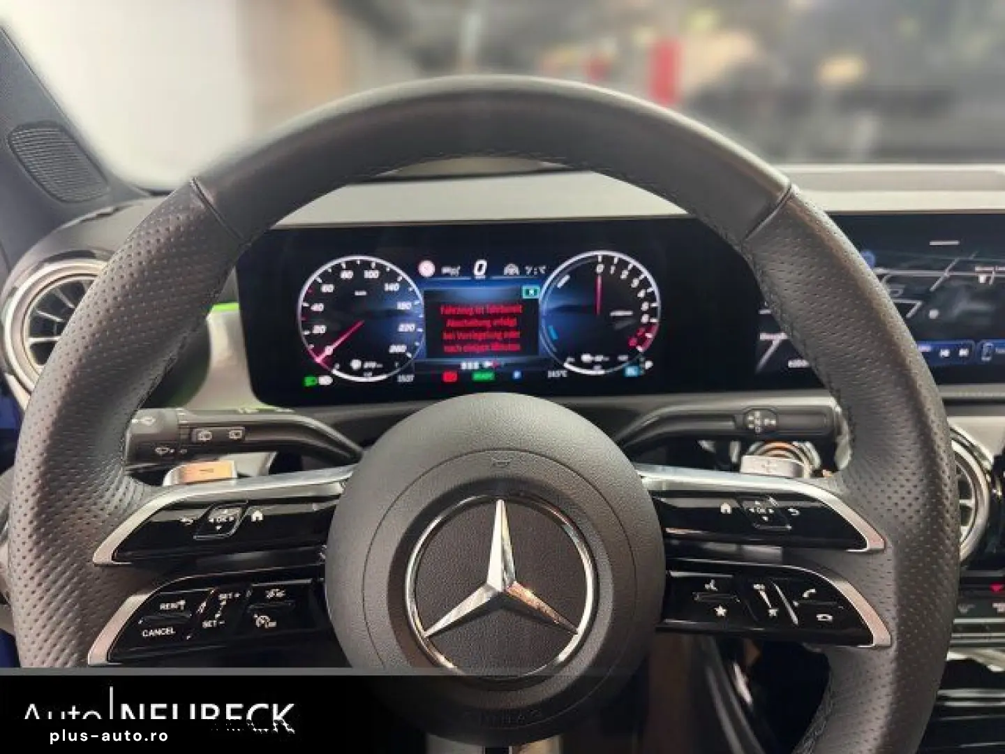 MERCEDES-BENZ A 250 e AMG LinePremium Pano Distronic&hellip;