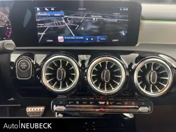 MERCEDES-BENZ A 250 e AMG LinePremium Pano Distronic&hellip;