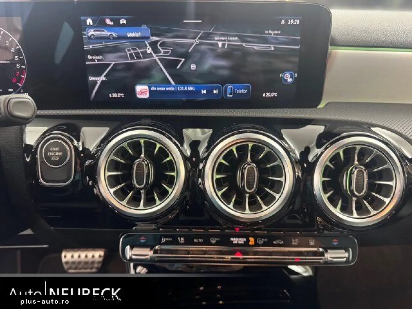 MERCEDES-BENZ A 250 e AMG LinePremium Pano Distronic&hellip;