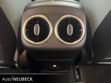 MERCEDES-BENZ A 250 e AMG LinePremium Pano Distronic&hellip;