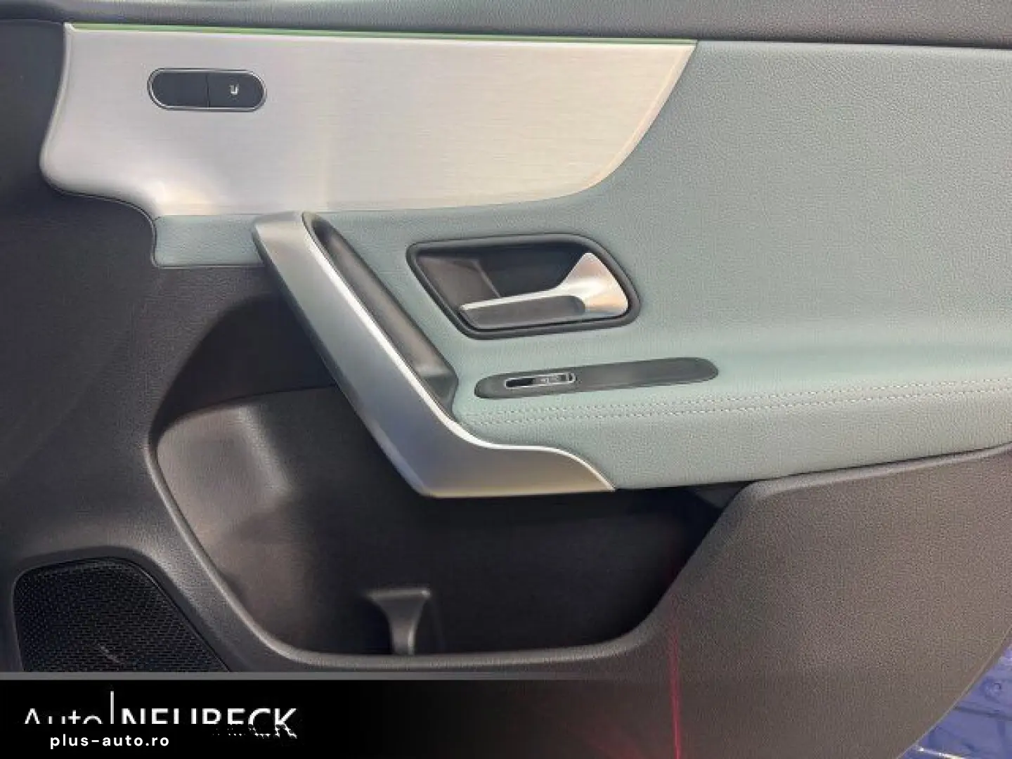 MERCEDES-BENZ A 250 e AMG LinePremium Pano Distronic&hellip;