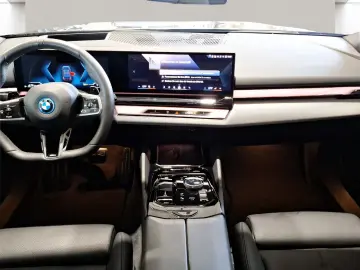 BMW 550e xDrive Limousine M Sport Driv.Assist.Prof