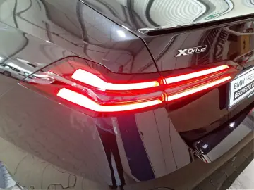 BMW 550e xDrive Limousine M Sport Driv.Assist.Prof