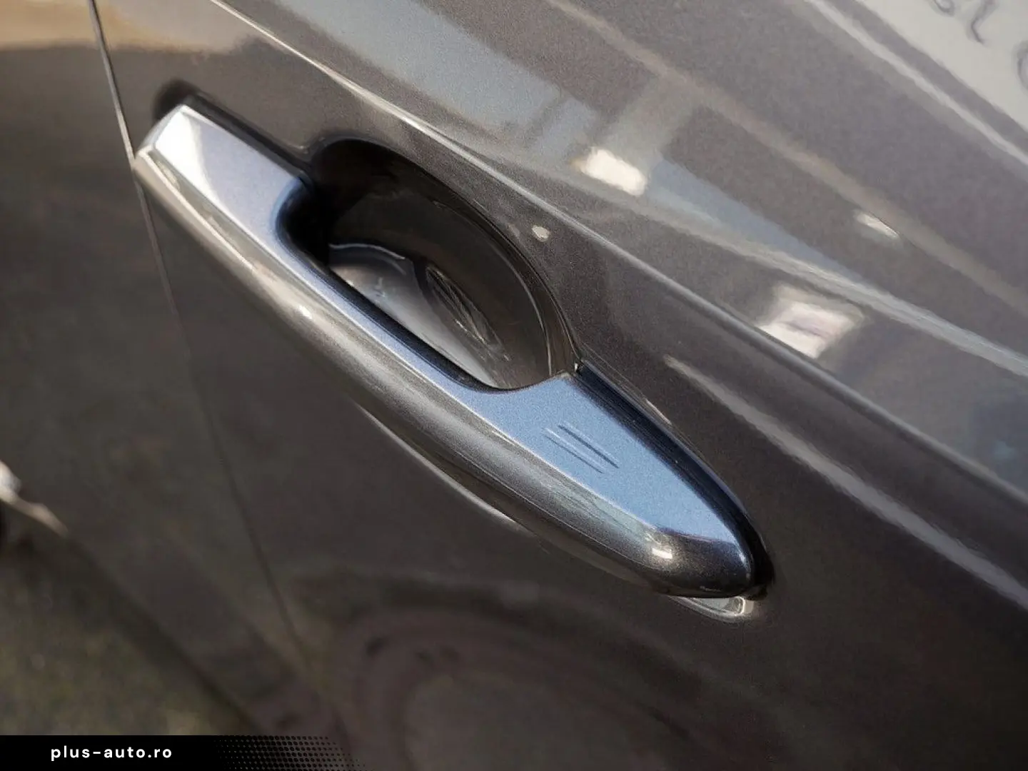 TOYOTA RAV 4 2.5 Hybrid Style LEDER KAMERA NAVI ACC LED