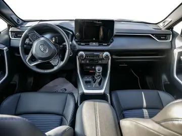 TOYOTA RAV 4 2.5 Hybrid Style LEDER KAMERA NAVI ACC LED