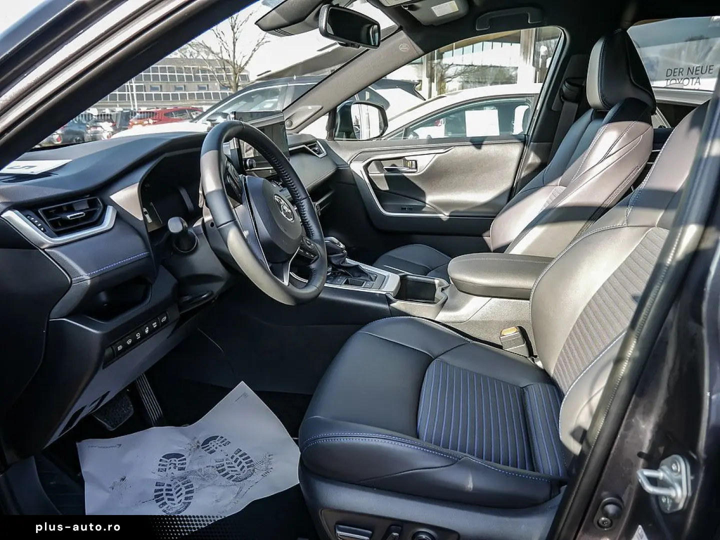 TOYOTA RAV 4 2.5 Hybrid Style LEDER KAMERA NAVI ACC LED