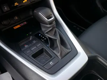 TOYOTA RAV 4 2.5 Hybrid Style LEDER KAMERA NAVI ACC LED