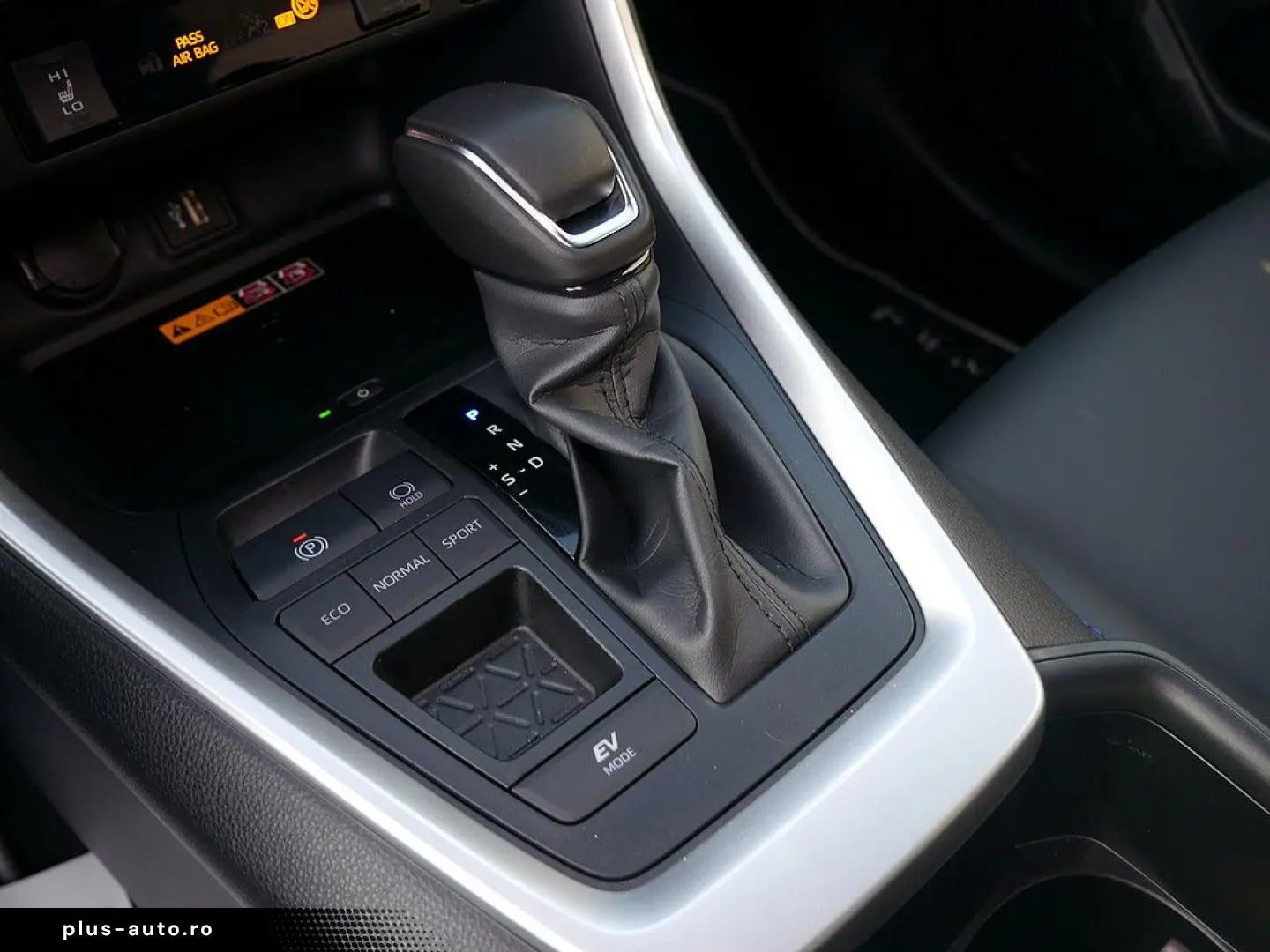 TOYOTA RAV 4 2.5 Hybrid Style LEDER KAMERA NAVI ACC LED