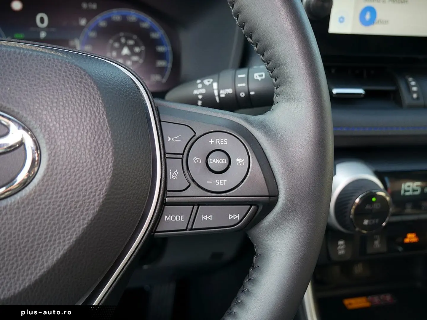 TOYOTA RAV 4 2.5 Hybrid Style LEDER KAMERA NAVI ACC LED