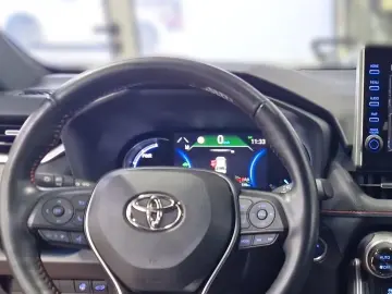 TOYOTA RAV4 Plug-in Hybrid 4x4 Technik Paket WKR