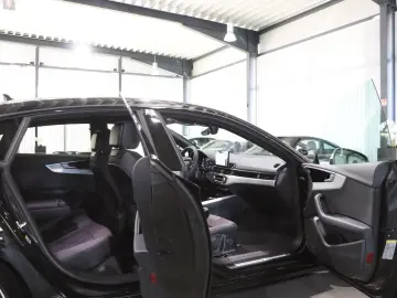 AUDI A5 Sportback 40 TFSI Q S-LINE COMPETITION  BLACK