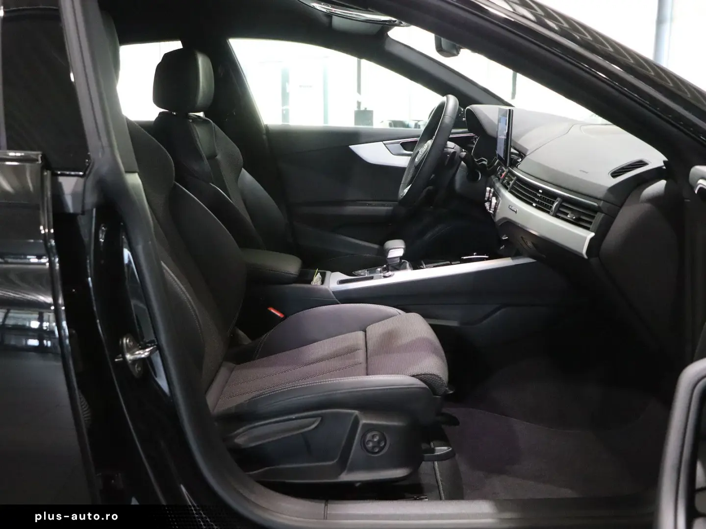 AUDI A5 Sportback 40 TFSI Q S-LINE COMPETITION  BLACK