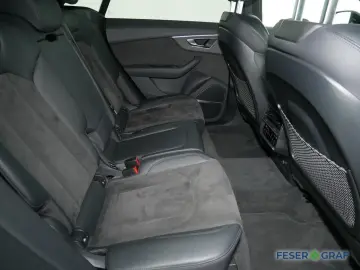 AUDI RSQ8 HUD B&O 360  HD Matrix Navi Night View