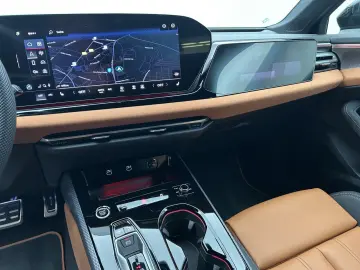 AUDI A5 Avant TDI quattro S line B&O Navi LED Einpark