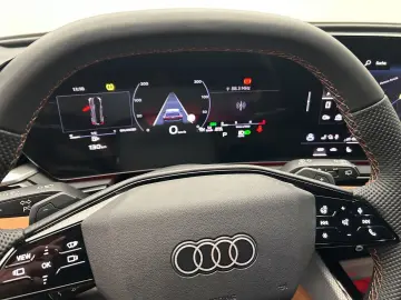 AUDI A5 Avant TDI quattro S line B&O Navi LED Einpark
