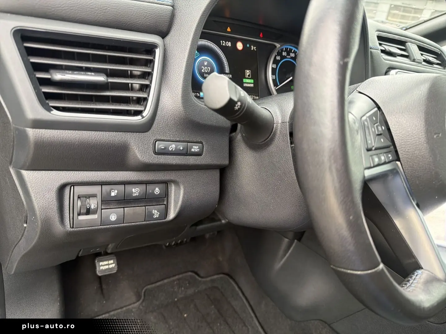 NISSAN Leaf NAVI CarPlay Klimaanlage SHZ PDC 1.Hd