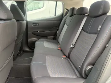 NISSAN Leaf NAVI CarPlay Klimaanlage SHZ PDC 1.Hd