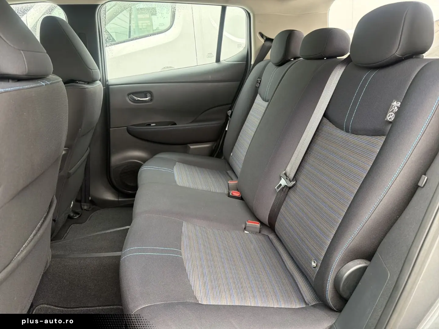 NISSAN Leaf NAVI CarPlay Klimaanlage SHZ PDC 1.Hd