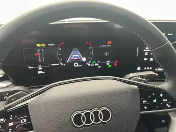 AUDI A5 Limousine TFSI quattro Navi Alu PDC Virtual C