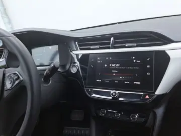 OPEL Corsa F e Edition  Lane-Assist