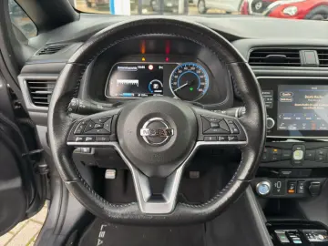 NISSAN Leaf Acenta 40kWh Acenta WINTERPAKET KAMERA