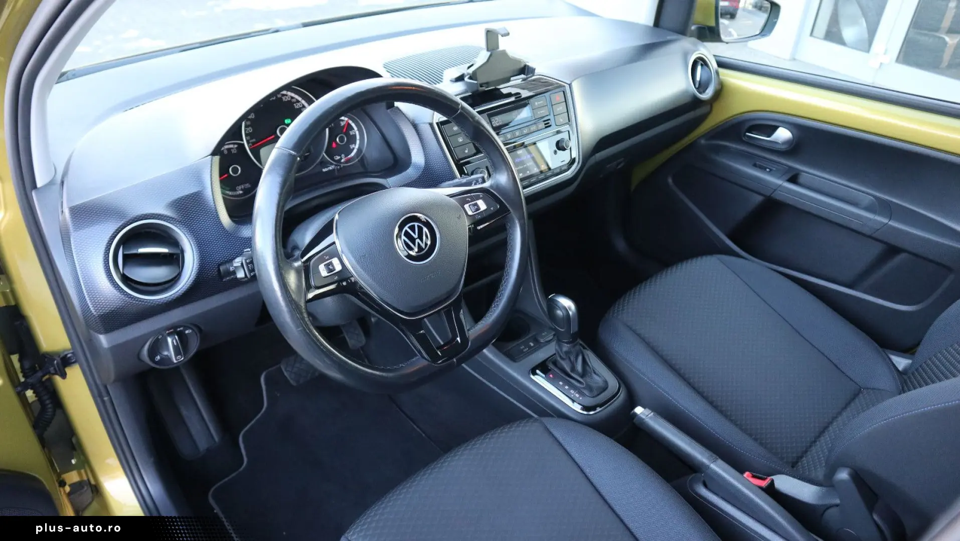 VW up! e-up! United PDC Kamera Sitzheizung DAB