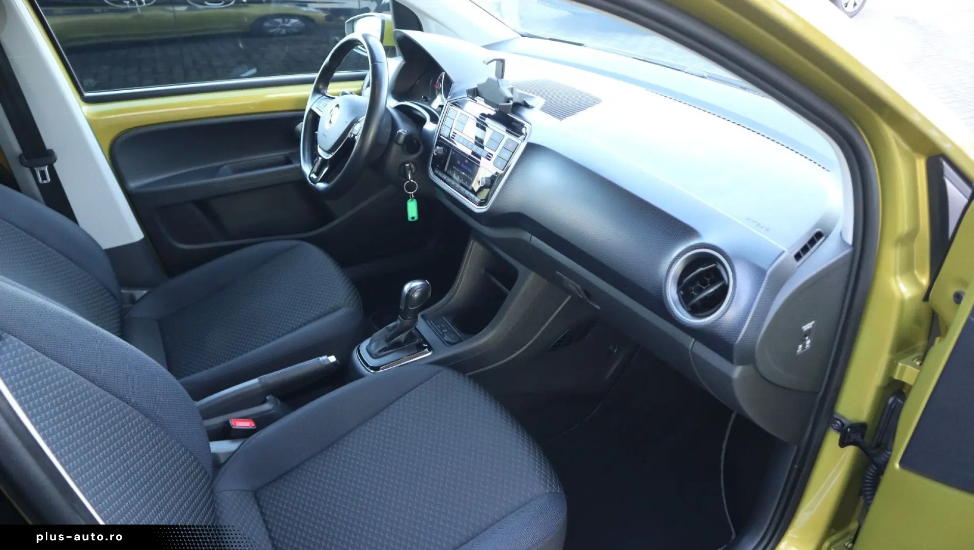 VW up! e-up! United PDC Kamera Sitzheizung DAB