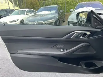 BMW M4 Competition xDrive Cabrio    DrivingAssProf