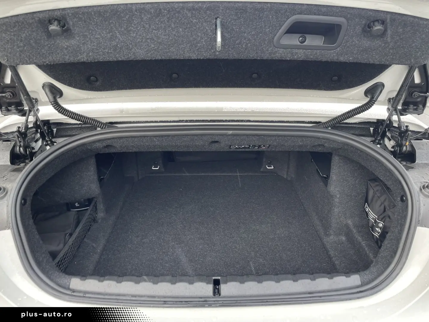 BMW M4 Competition xDrive Cabrio    DrivingAssProf