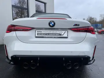 BMW M4 Competition xDrive Cabrio    DrivingAssProf