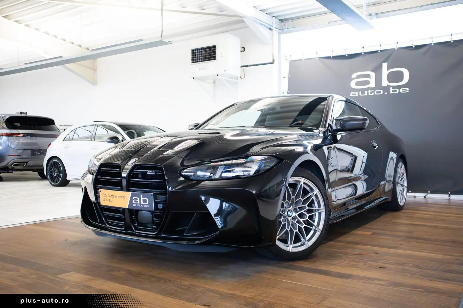 BMW M4 COMPETITION  COUPE  xDRIVE  CARBON  HARMAN K