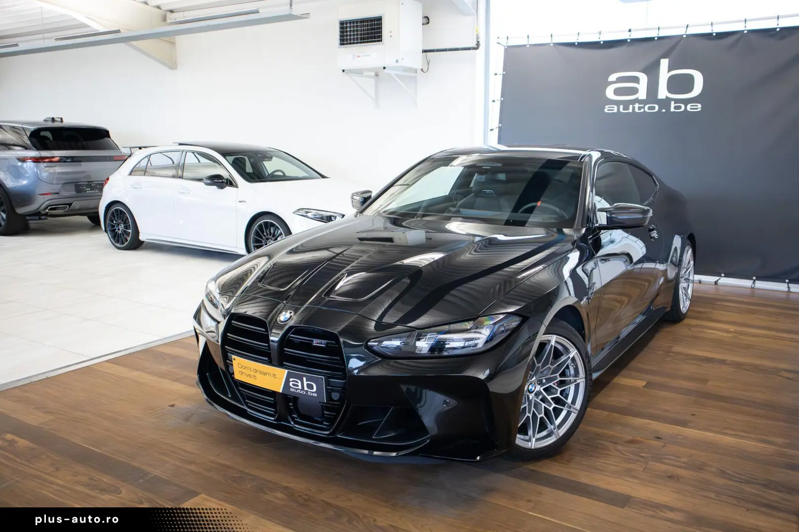 BMW M4 COMPETITION  COUPE  xDRIVE  CARBON  HARMAN K