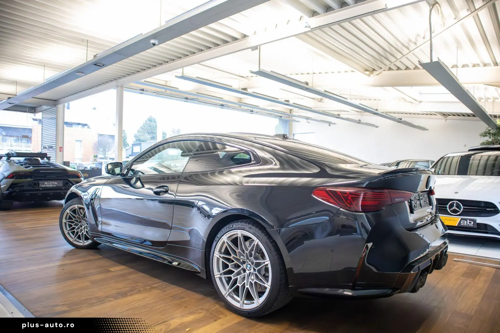 BMW M4 COMPETITION  COUPE  xDRIVE  CARBON  HARMAN K