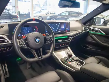 BMW M4 COMPETITION  COUPE  xDRIVE  CARBON  HARMAN K