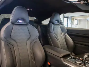 BMW M4 COMPETITION  COUPE  xDRIVE  CARBON  HARMAN K