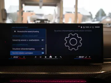 BMW M4 COMPETITION  COUPE  xDRIVE  CARBON  HARMAN K