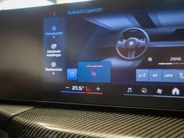 BMW M4 COMPETITION  COUPE  xDRIVE  CARBON  HARMAN K