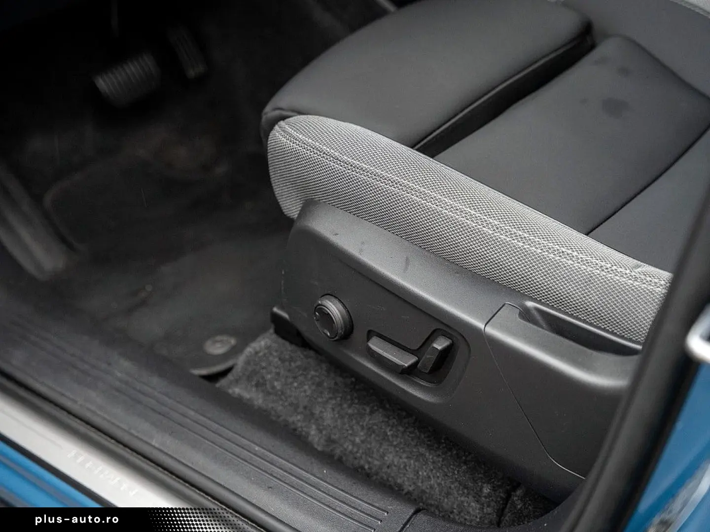 VOLVO XC40 Recharge Ultimate