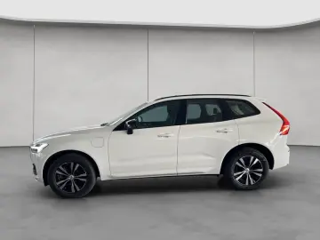 VOLVO XC60 T6 AWD Recharge R-Design Glasd PilotAssist