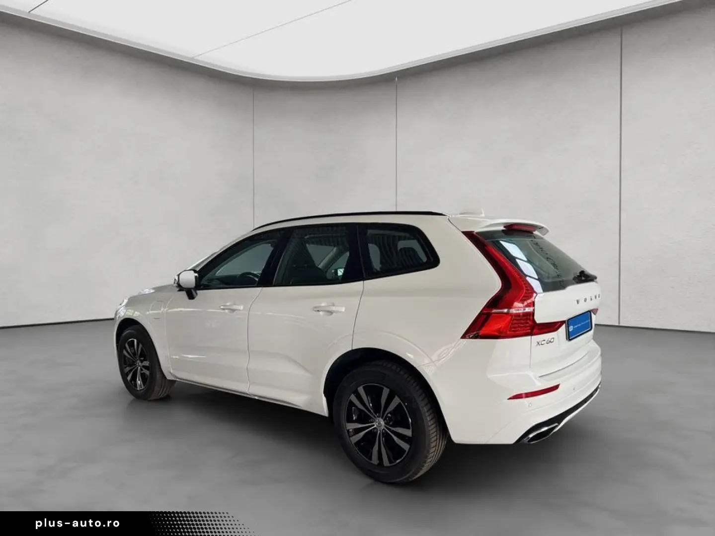 VOLVO XC60 T6 AWD Recharge R-Design Glasd PilotAssist