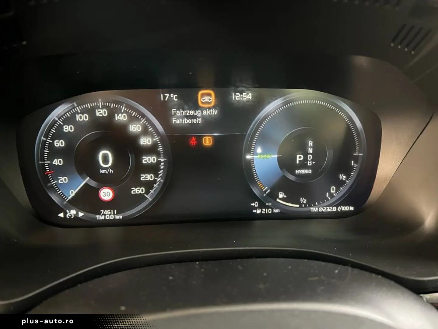 VOLVO XC60 T6 AWD Recharge R-Design Glasd PilotAssist