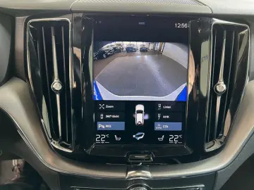 VOLVO XC60 T6 AWD Recharge R-Design Glasd PilotAssist