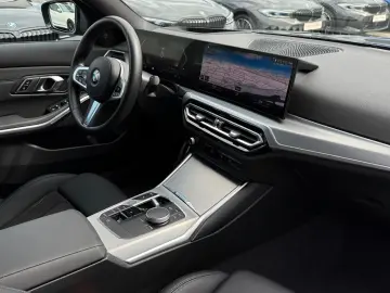 BMW 320d xD M Sport 19  ACC HuD h k  Ambiente StHzg