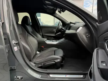 BMW 320d xD M Sport 19  ACC HuD h k  Ambiente StHzg