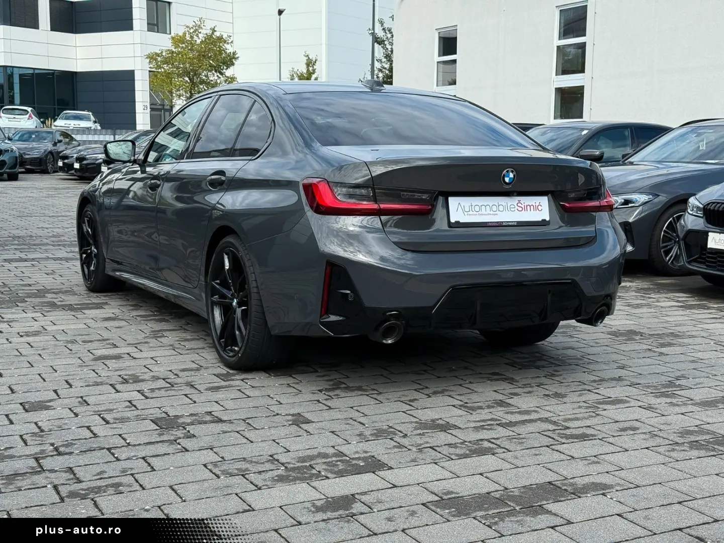 BMW 320d xD M Sport 19  ACC HuD h k  Ambiente StHzg