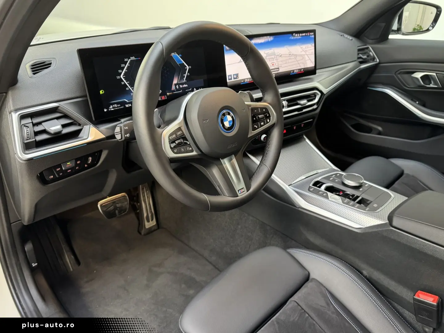 BMW 330e M Sportpaket eSitze Kamera Widescreen